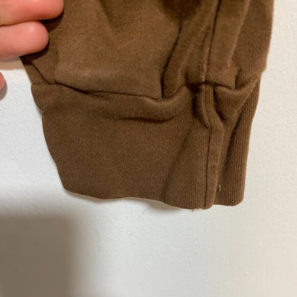 UNIQLO Long-Sleeve Turtleneck Women's Brown Shirt Size L - Picture 4 of 10